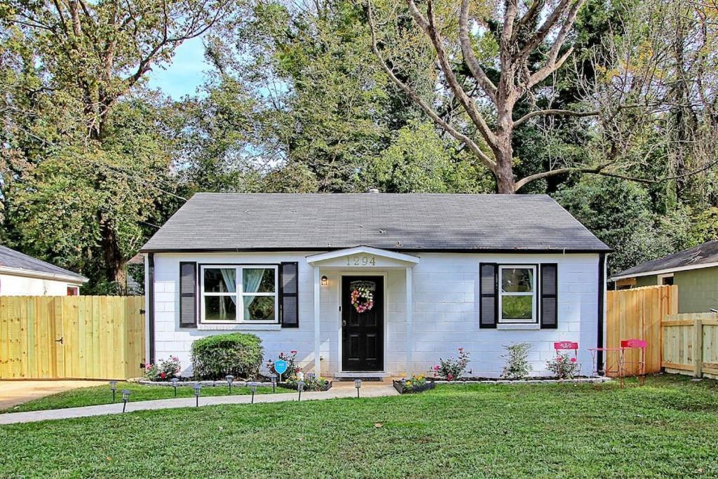 West End Bungalow Perfect To Work, Play, & Escape Atlanta Eksteriør bilde